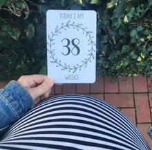 Load image into Gallery viewer, Black and White Pregnancy Milestone Cards