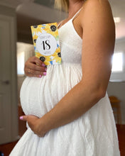 Load image into Gallery viewer, Sunflower Pregnancy Milestone Cards