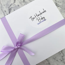 Load image into Gallery viewer, New Mum Self Care Gift Hamper
